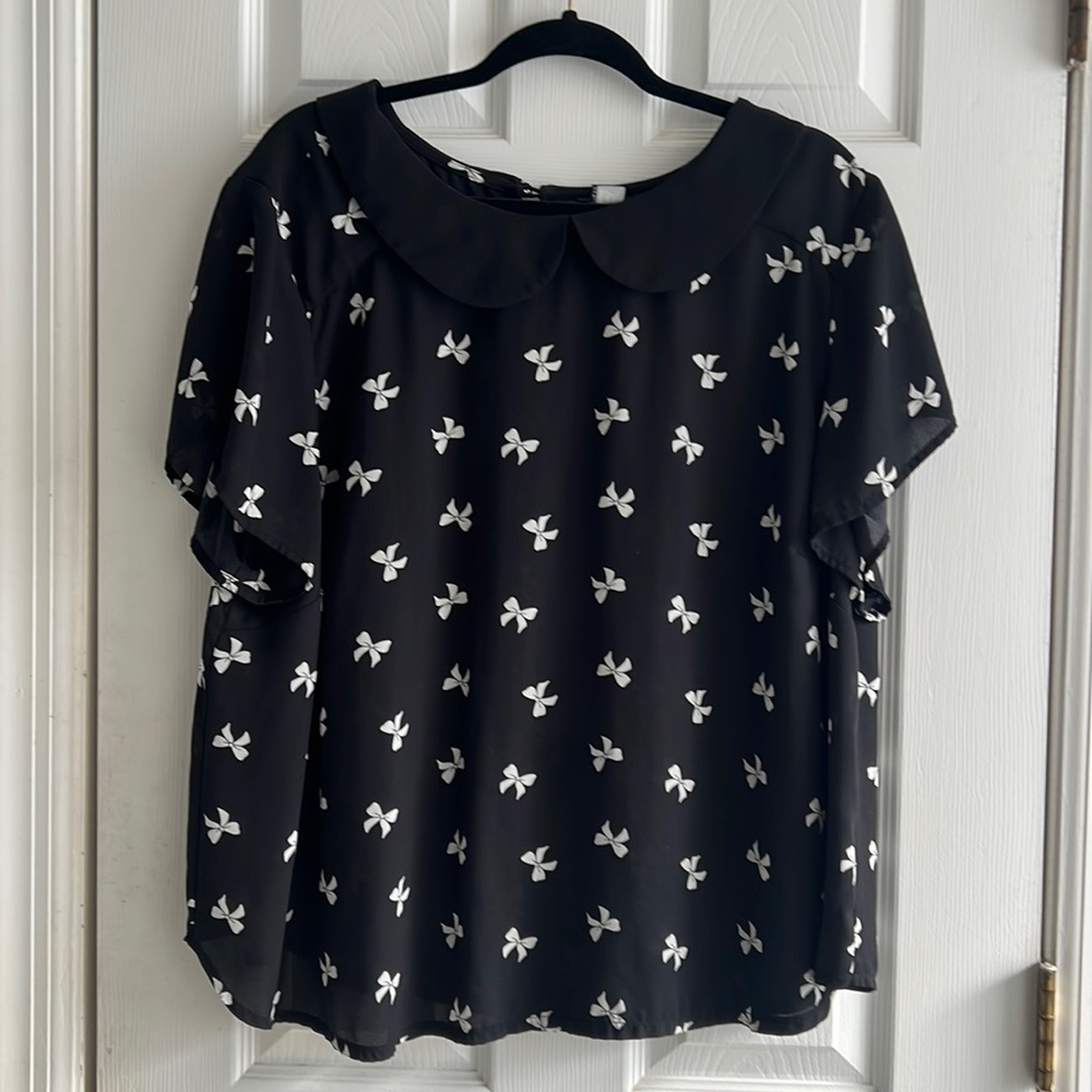 Torrid Peter Pan black sheer bow top blouse 3X